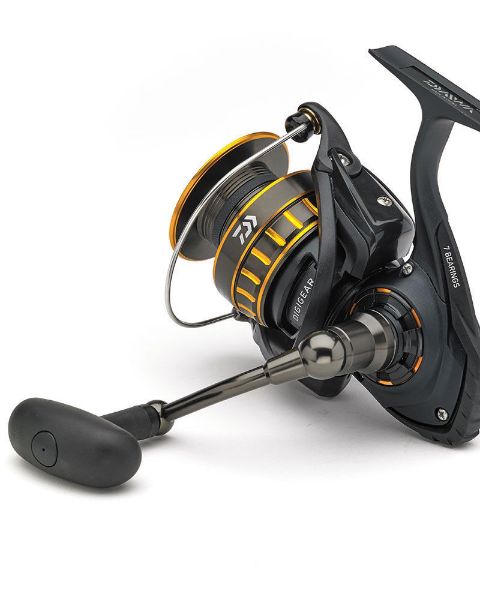https://www.anglingcentrewestbay.co.uk/images/thumbs/001/0012057_daiwa-bg-4000-spinning-reel_600.jpeg